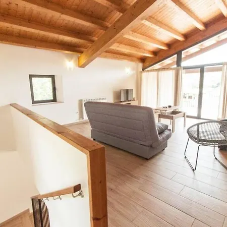 La Cabanya Planella Сasa de vacaciones La Vall de Bianya